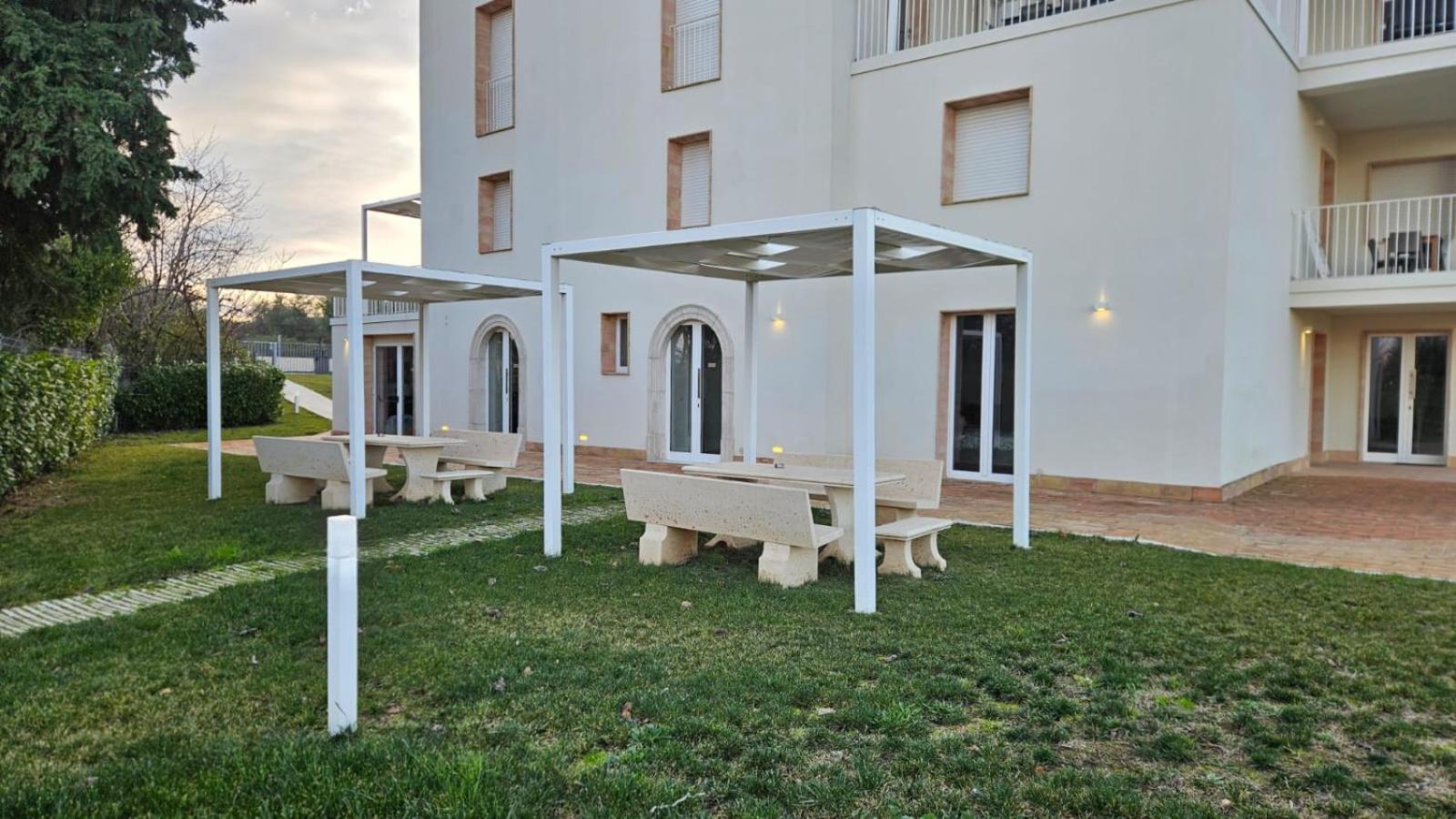 Agriturismo Le Masciare Paternopoli Luaran gambar